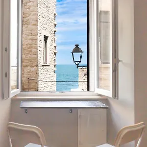 Appartamento Dimora Nel Palazzo Ducale With Private Parking, Giovinazzo